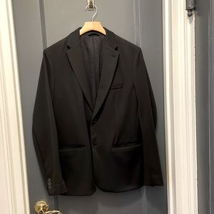 EMPORIO ARMANI Men’s Navy Stretch Travel Blazer with Mesh Lining Size 52